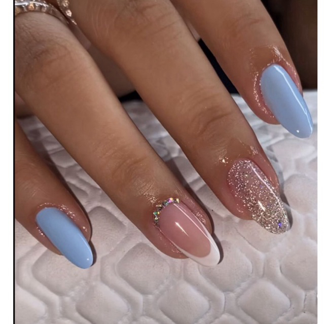 unha decorada azul simples