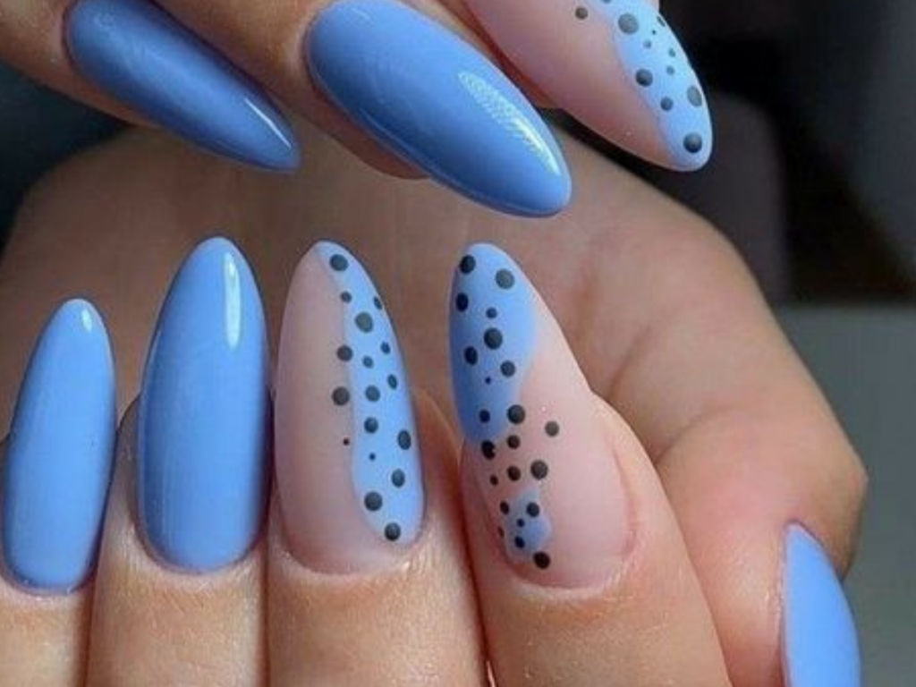 unha decorada azul bebe