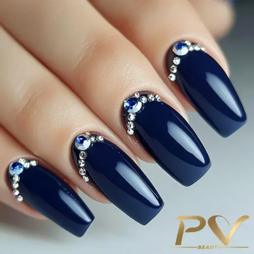 unha decorada azul escuro