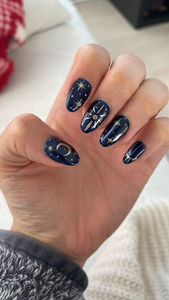 Unhas Stiletto Azul: Elegância para Ocasiões Especiais