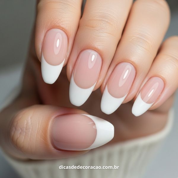 Unhas Amendoada Baby Boomer: O Guia Completo para um Efeito Degradê Suave