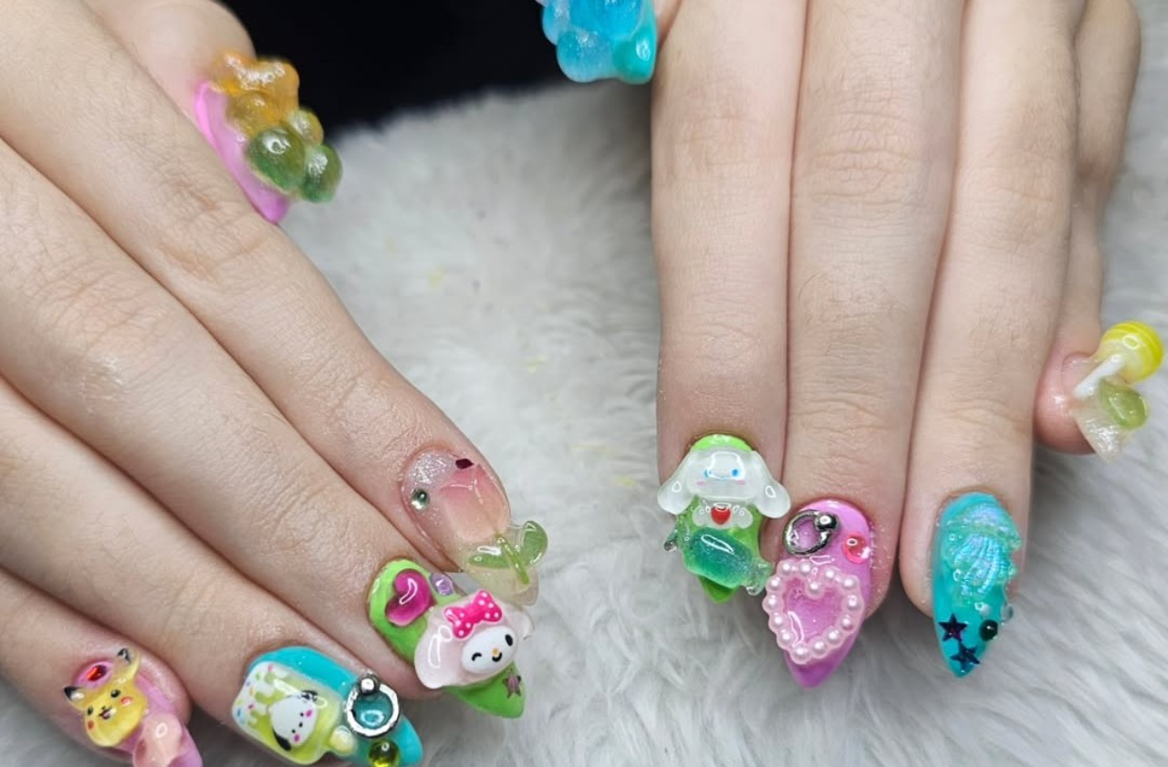 unha decorada kawaii vs unha decorada fofa