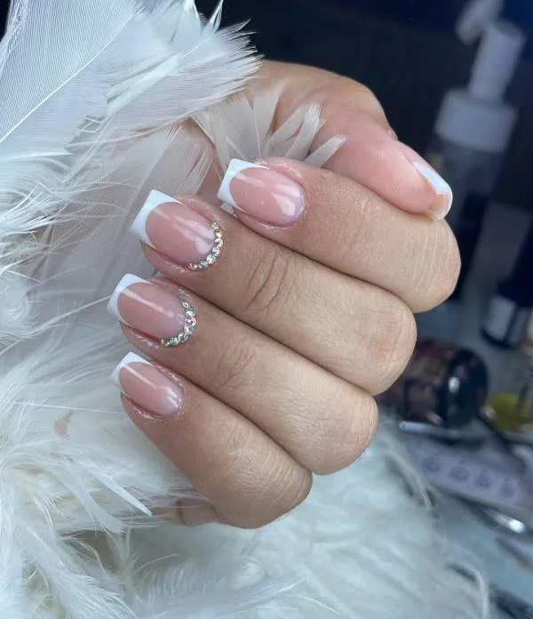 Como Escolher o Tom de Nude Perfeito para Suas Unhas