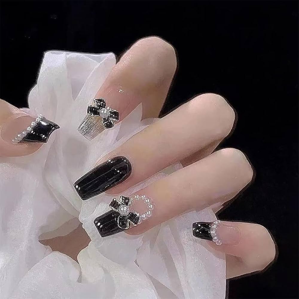 ideias de unhas decoradas y2k para arrasar
