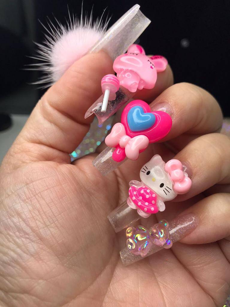 erros comuns ao fazer unhas y2k em casa
