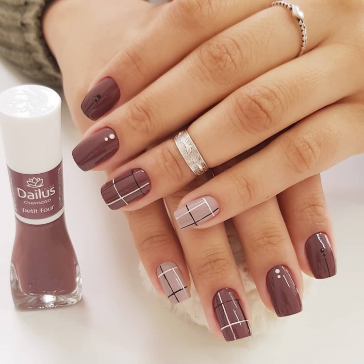 Unhas com efeito cascata