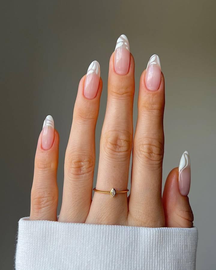 Unhas quadradas decoradas