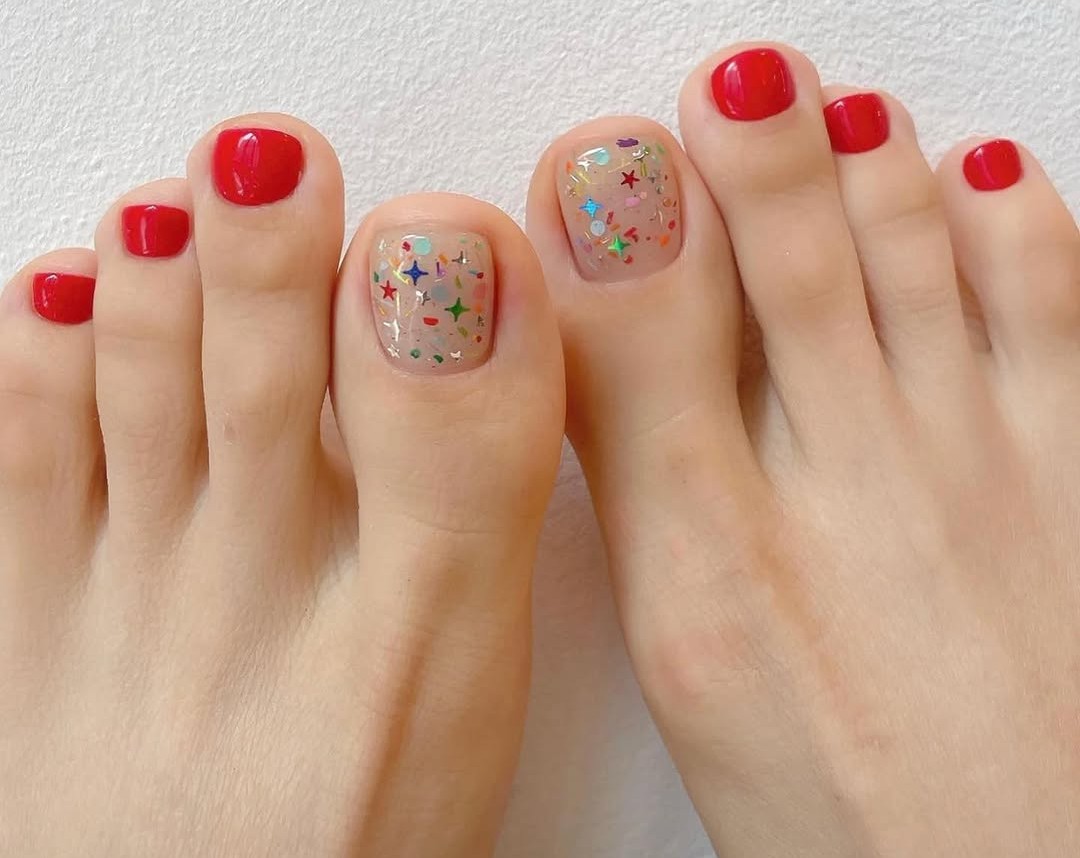 cores de esmalte para pés que combinam com tons de pele