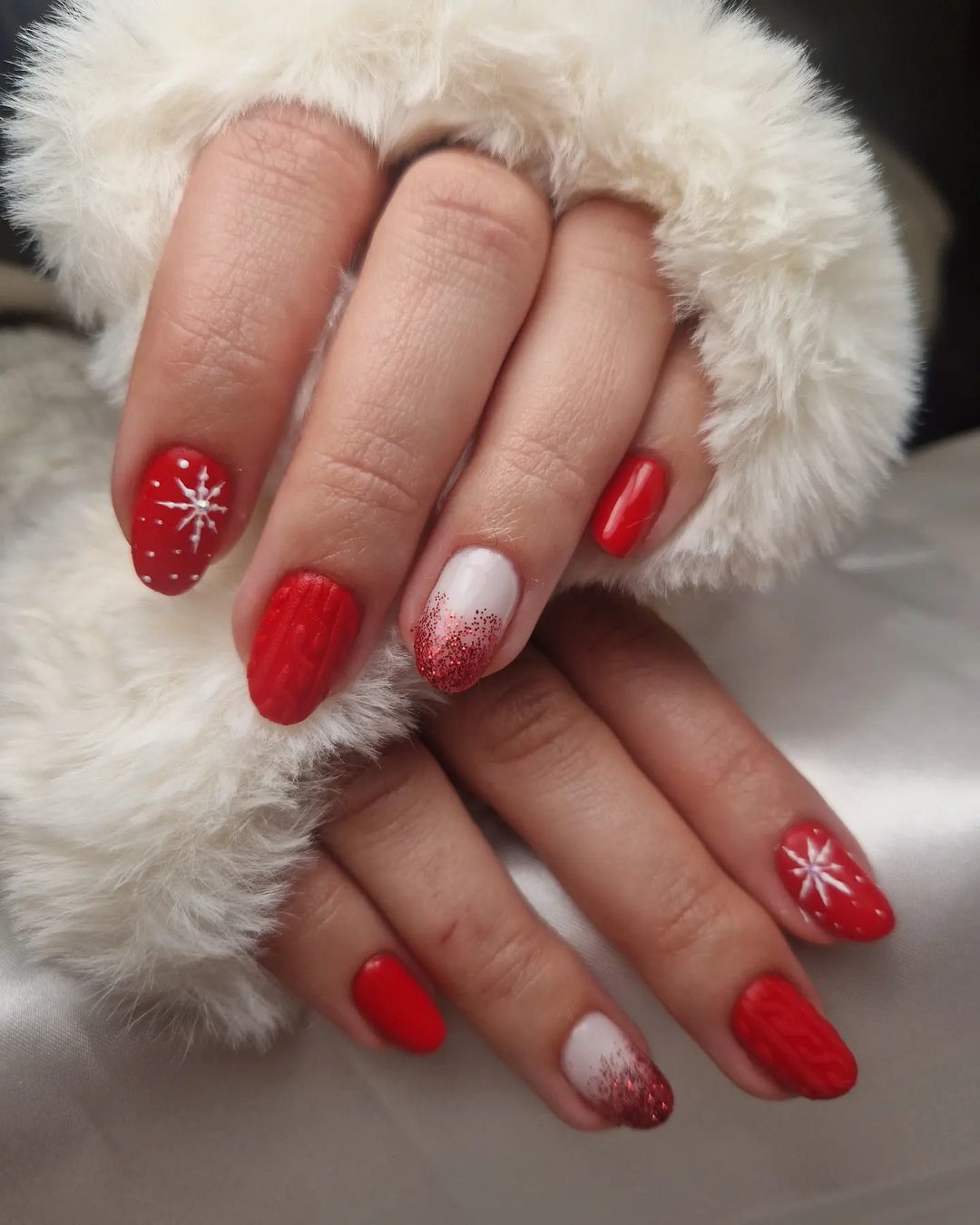 unha natal com strass