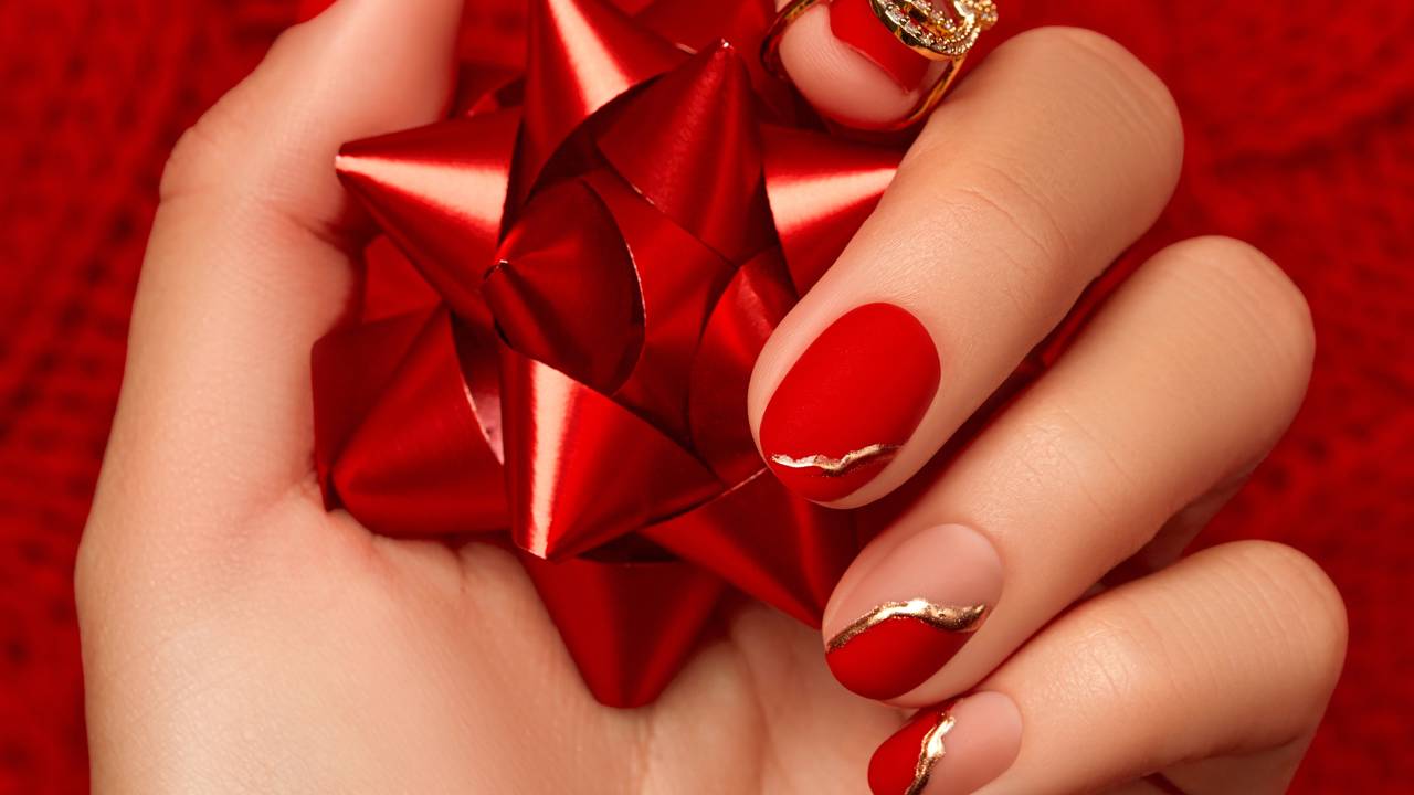 unhas francesinha com tema de natal passo a passo