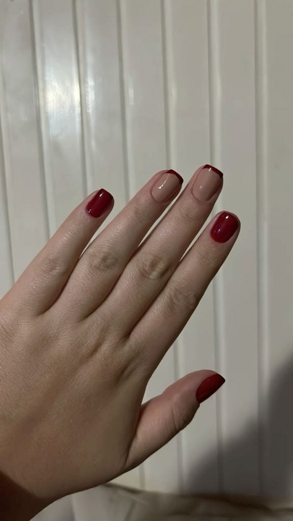 Unhas vermelhas para festa