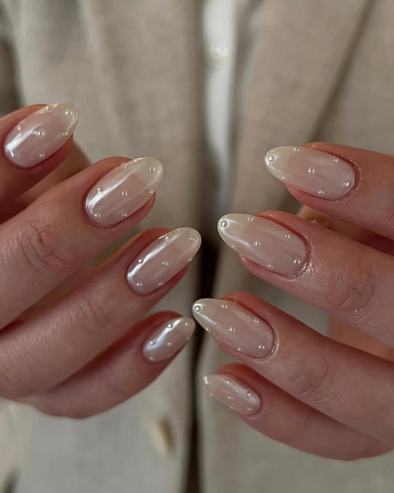 como fazer unhas amendoadas