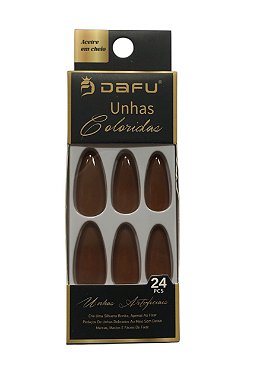 Unhas amendoadas pretas longas