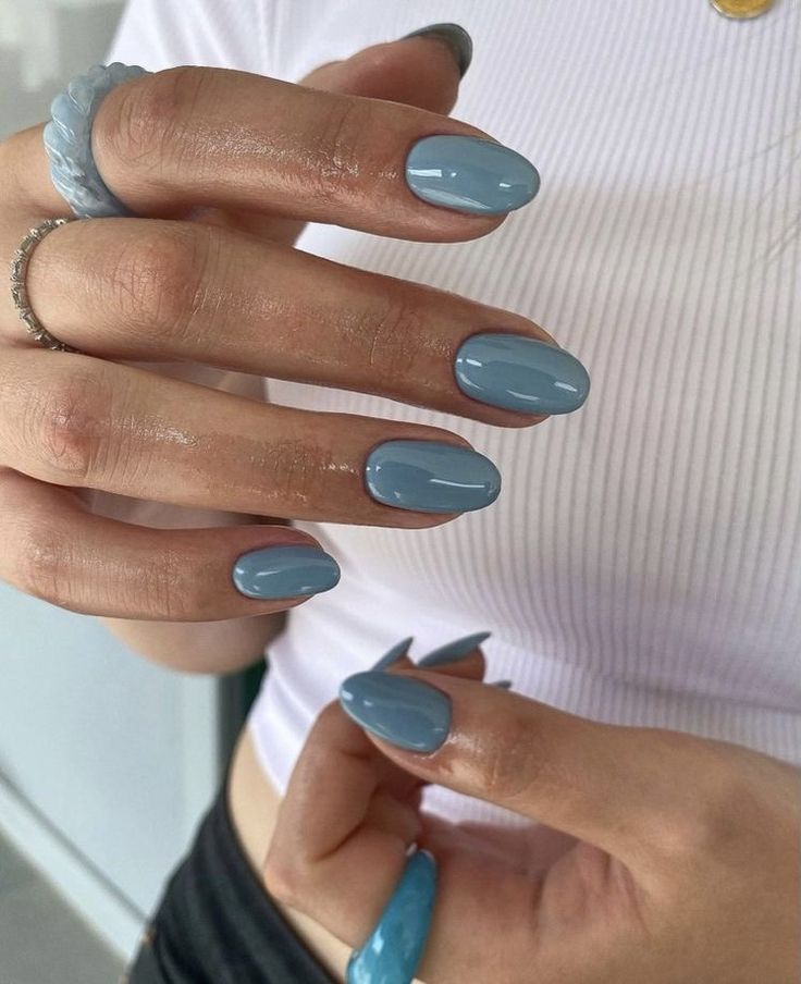 unhas redondas curtas para trabalho