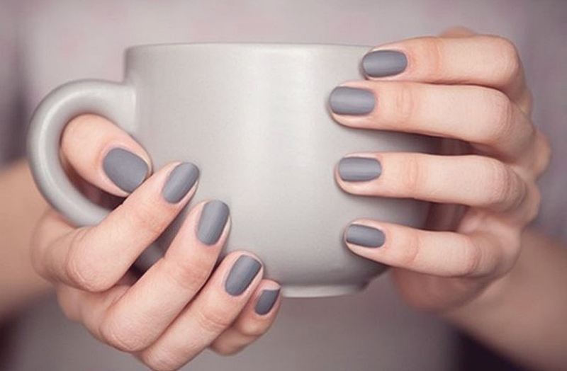 unhas redondas curtas com gel
