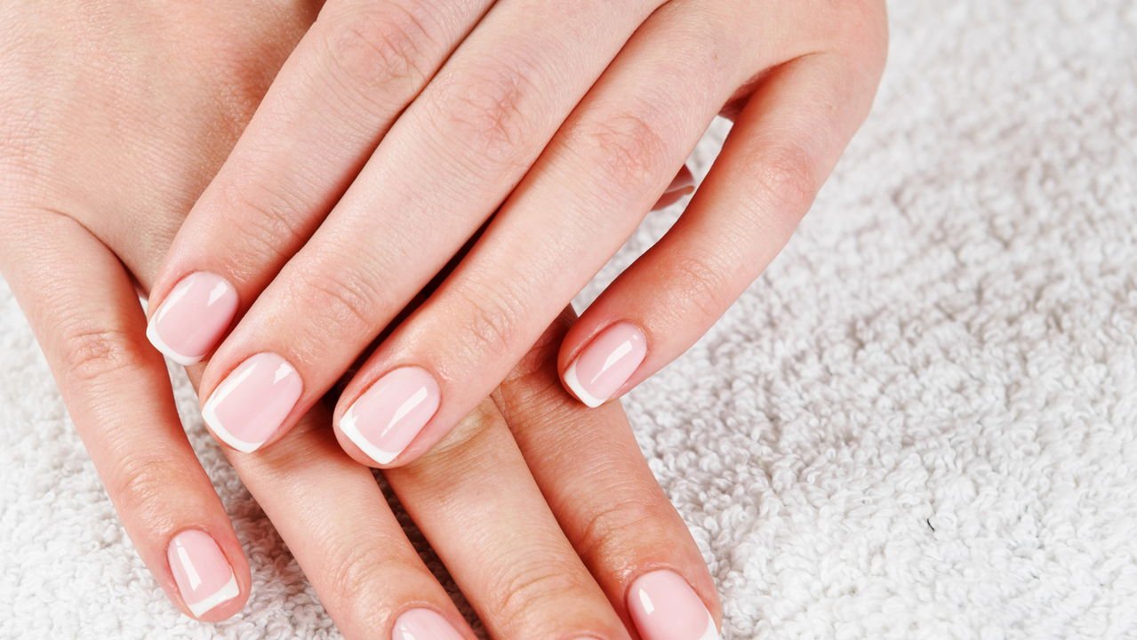 tendências unhas curtas 2026
