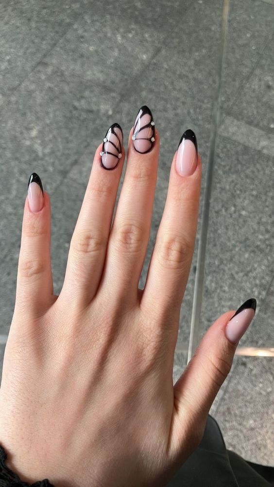 Unhas curtas em gel metálicas