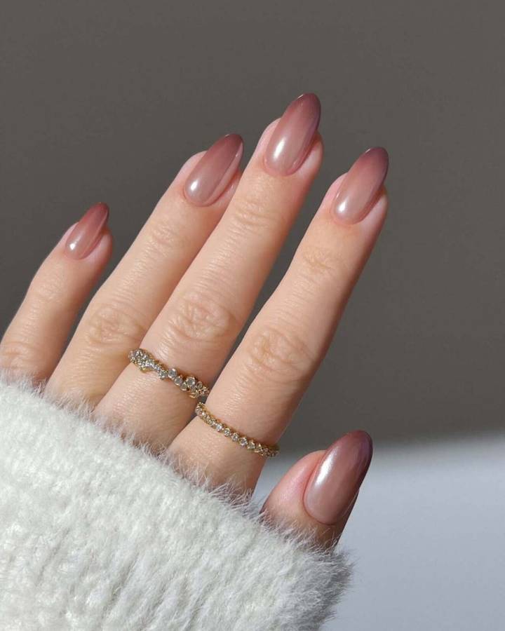 10 ideias de unhas delicadas para mãos elegantes