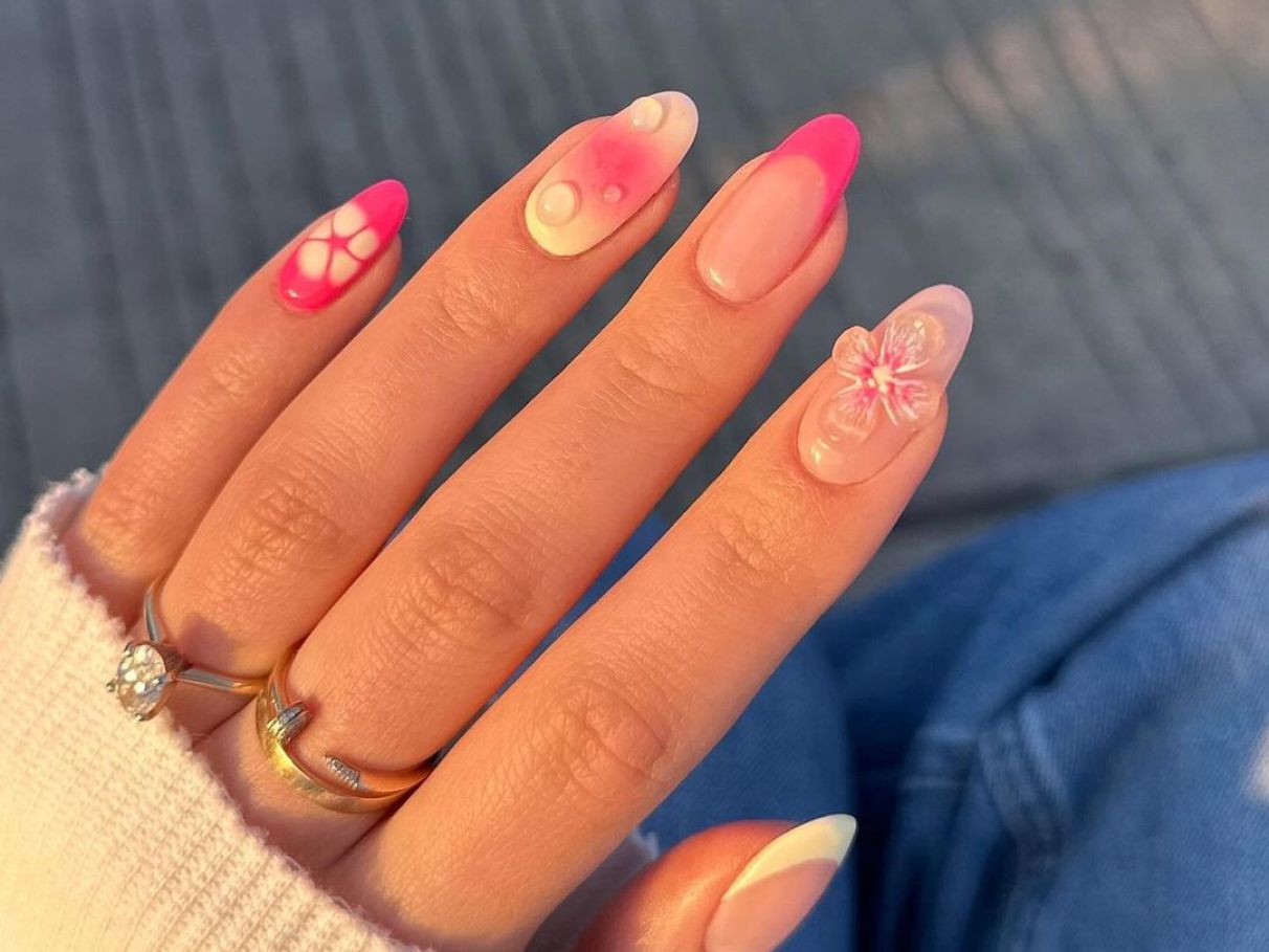 unhas de gel rosadas