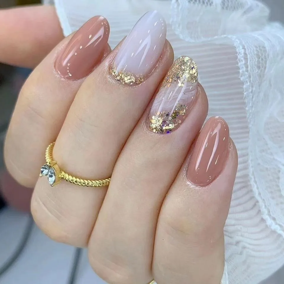 unhas de gel minimalistas
