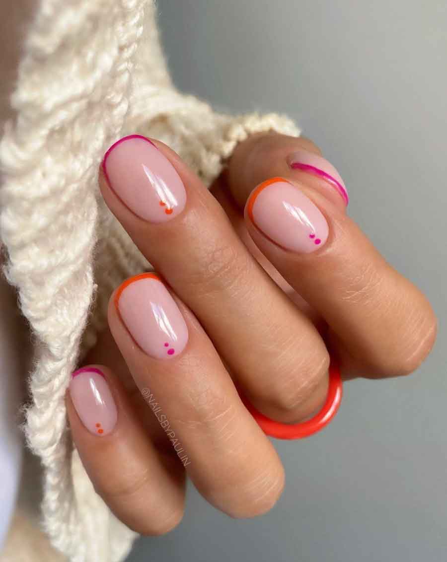unhas de gel curtas minimalistas