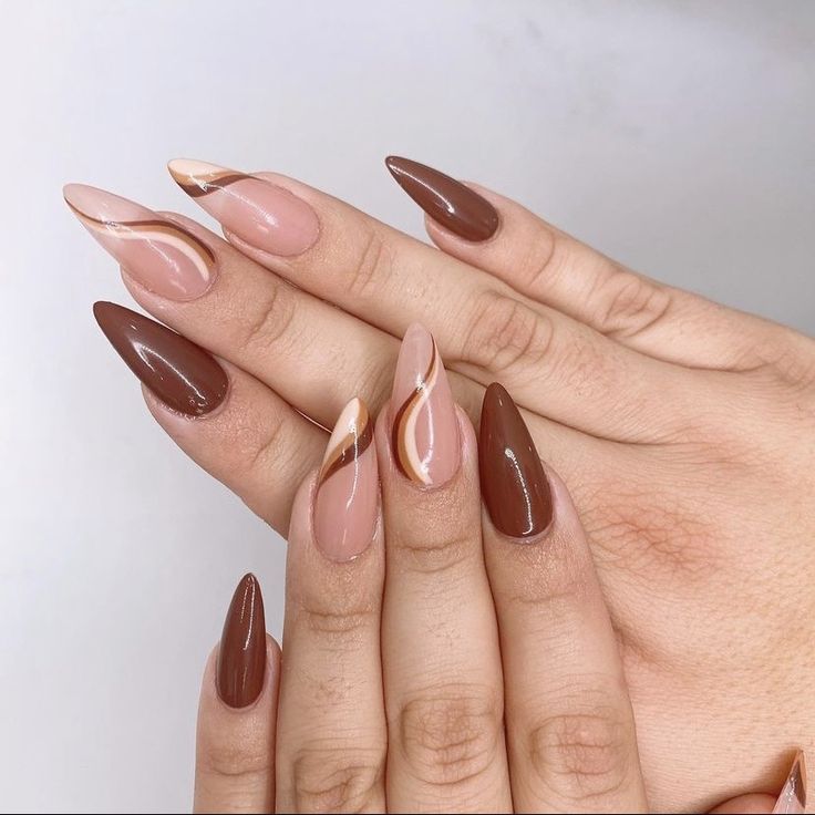 unhas decoradas cor marrom
