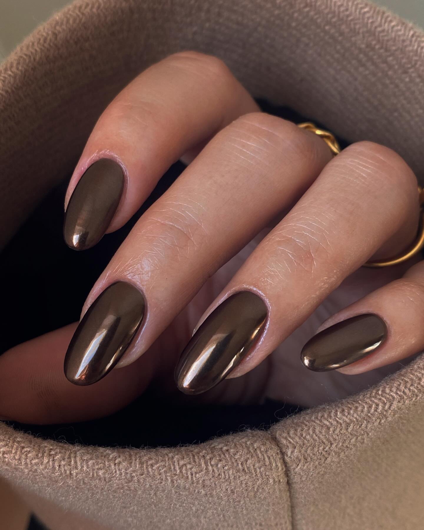 unhas decoradas cor marrom