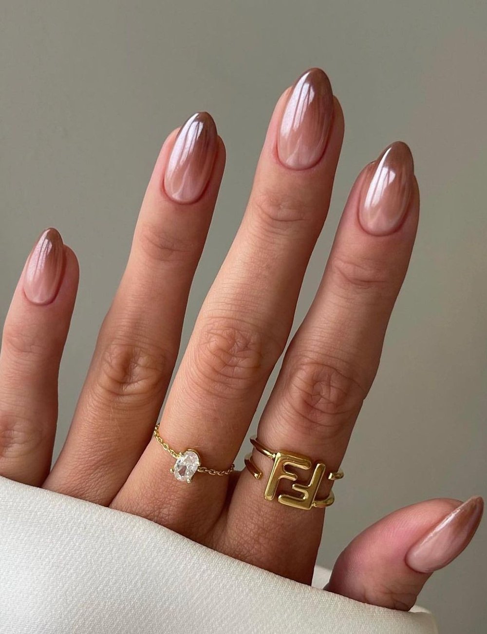 ideias de unhas decoradas delicadas para casamento