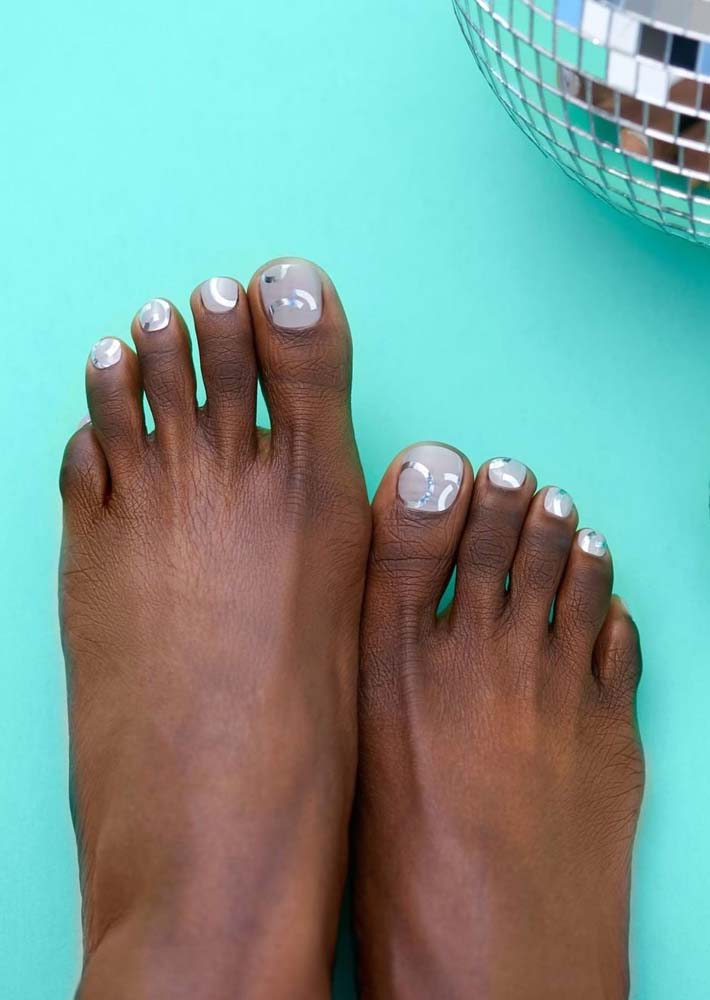 unhas decoradas pé vs mão