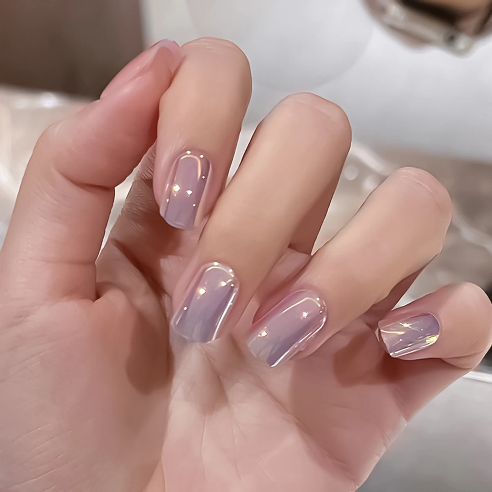 Unhas elegantes 2025 mocha mousse