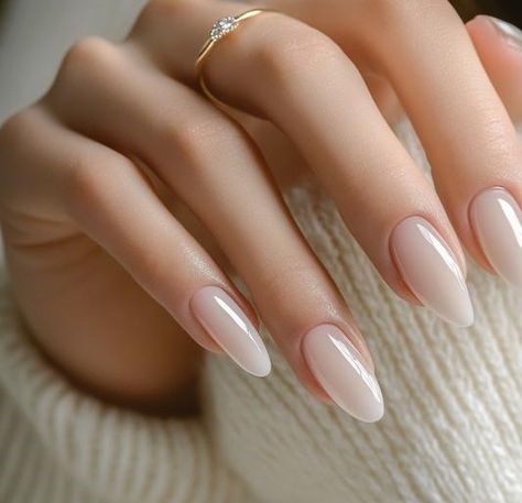 Unhas elegantes 2025 francesinha