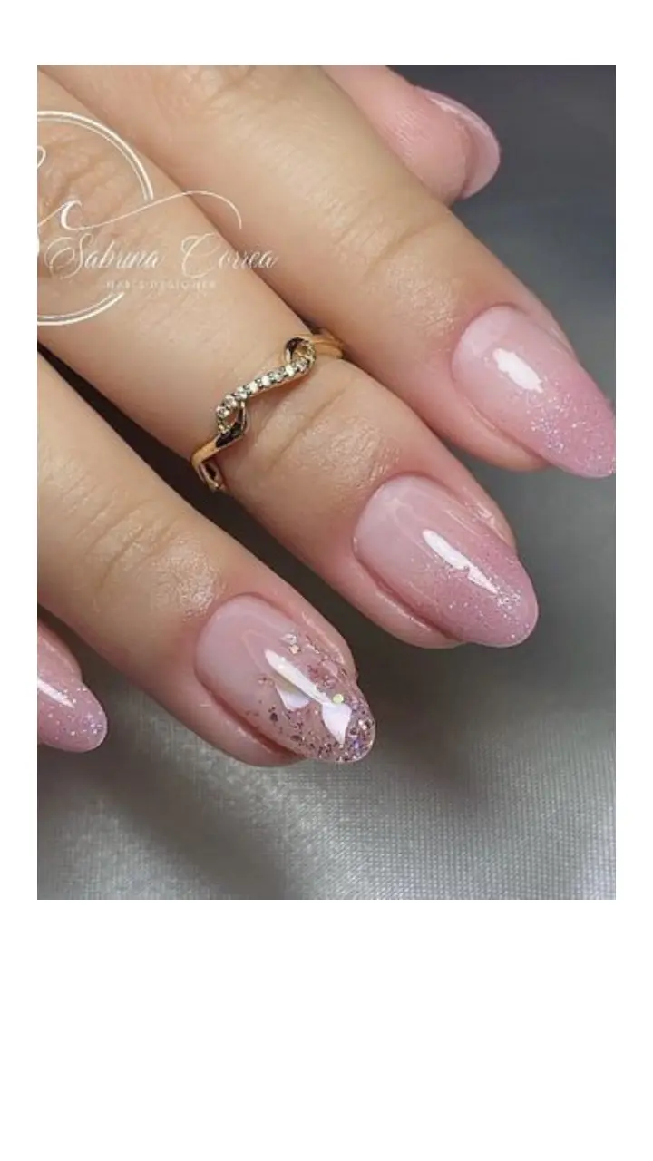 unhas em gel com flores