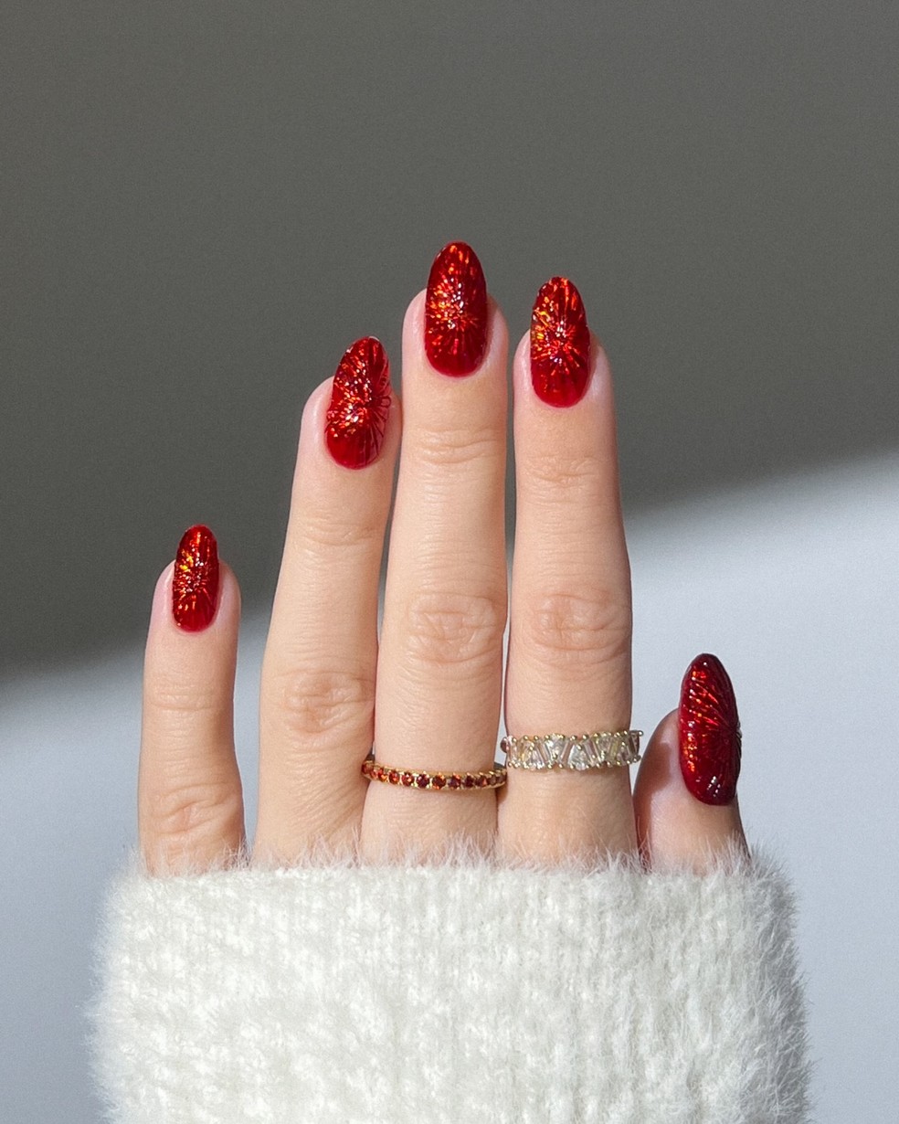 ideias de unhas em gel decoradas para o natal