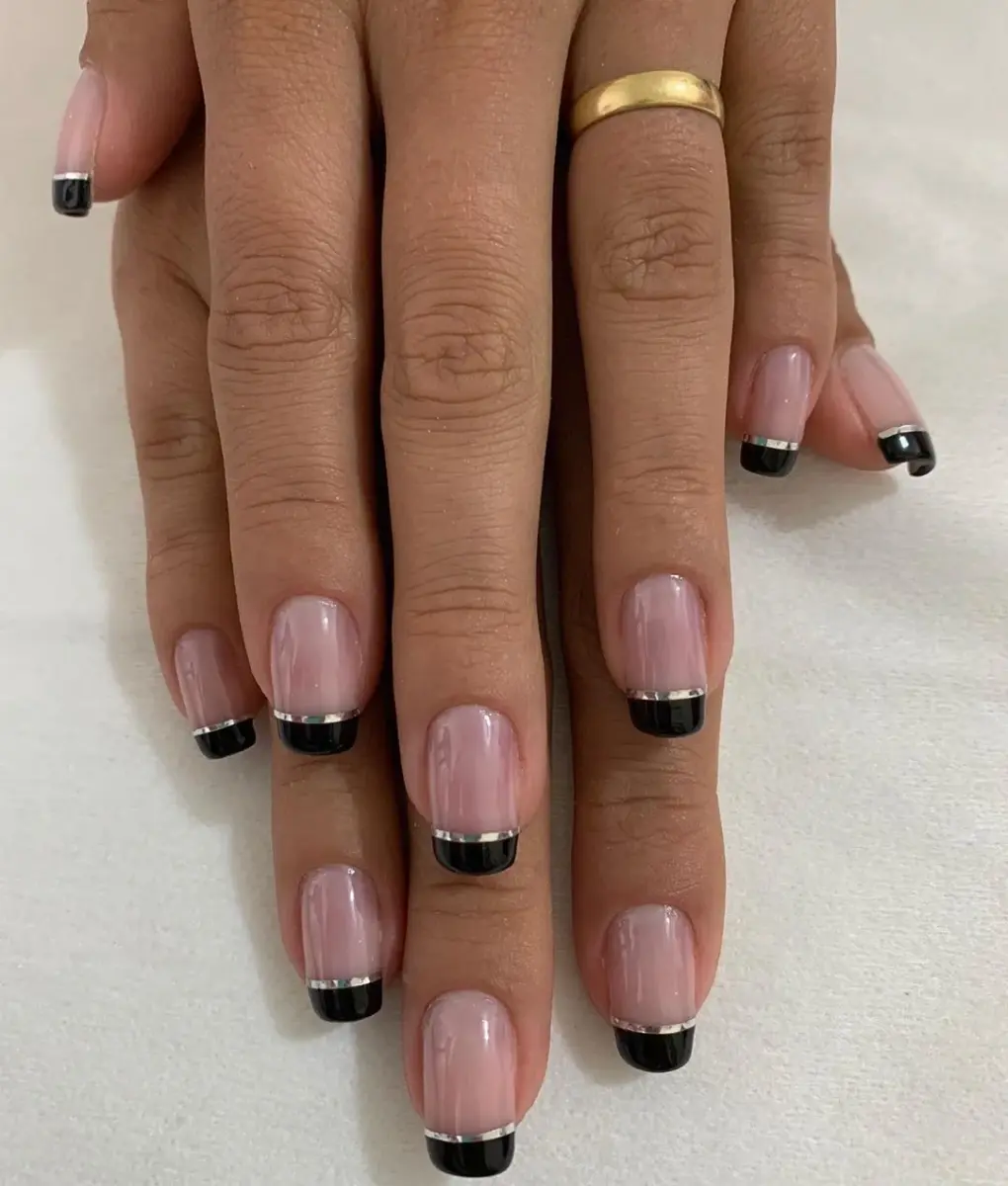tendência unhas francesinha preta 2026