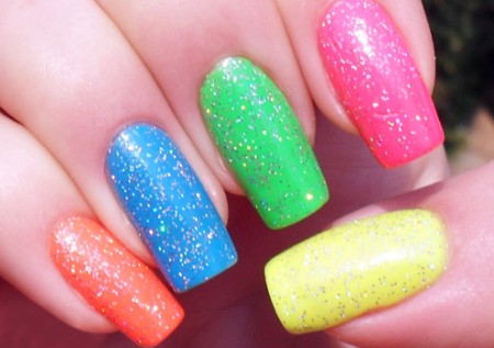 erros comuns ao fazer unhas de carnaval