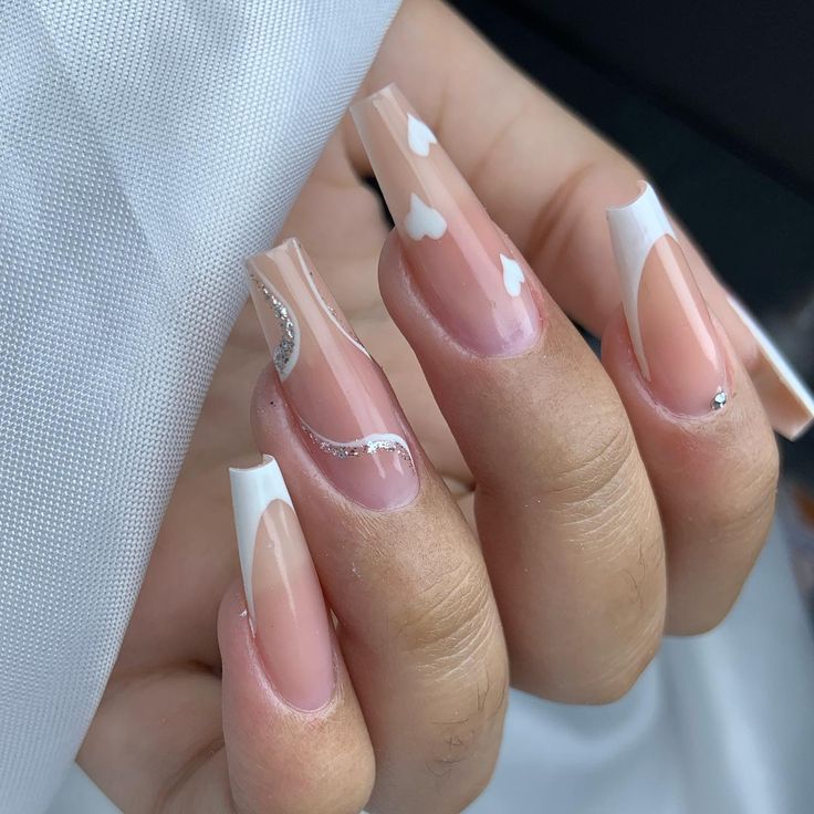 ideias unhas ano novo 2024 simples e elegantes