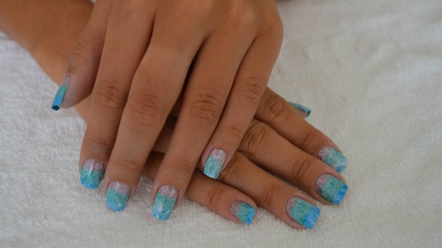 cuidados com unhas na praia