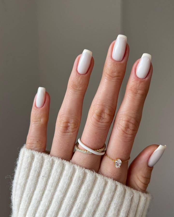 inspiração unhas quadradas minimalistas