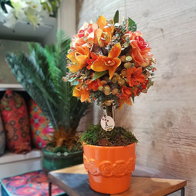 ideias de vasos de flor para sala pequena