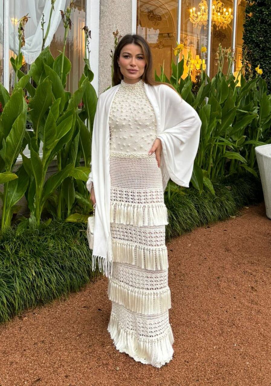 Do Crochê ao Luxo: A Versatilidade dos Vestidos Inspirados na Angélica