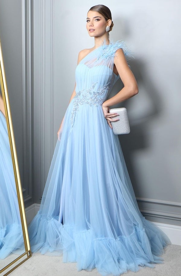 vestido longo azul claro