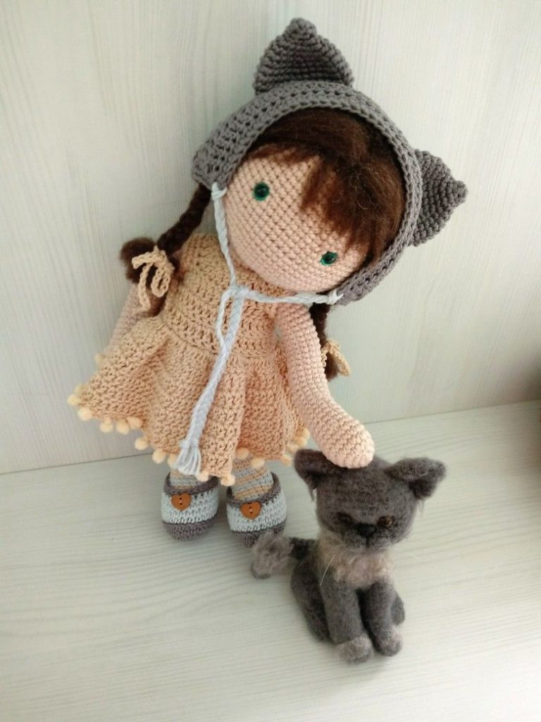 boneca de crochê amigurumi