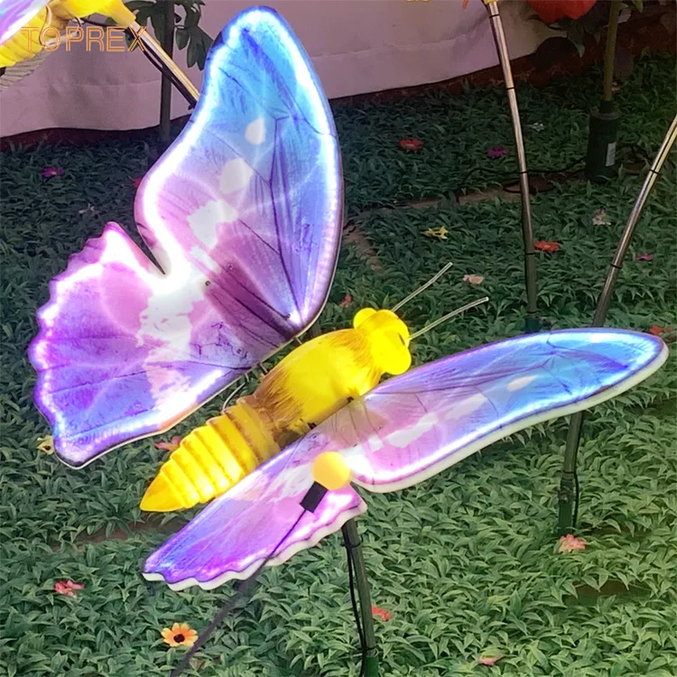 borboleta com luz