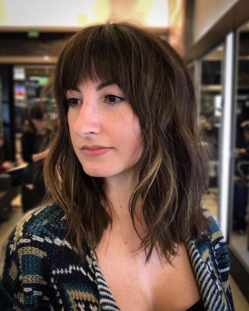 corte de cabelo médio com franja 2026