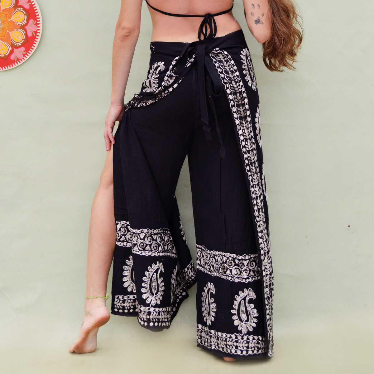 calça envelope estampada