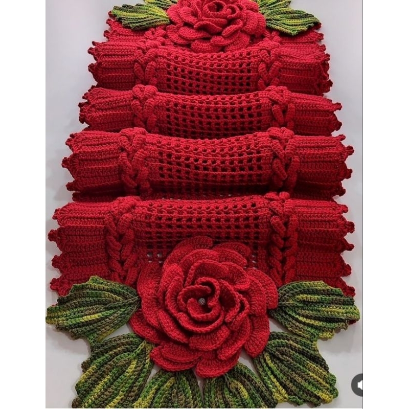 caminho de mesa em crochê com gráfico
