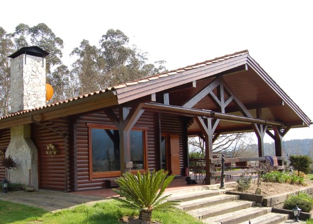 casas de campo com varanda charmosa