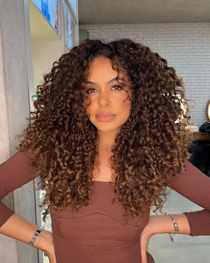 cores de cabelo para pele morena clara