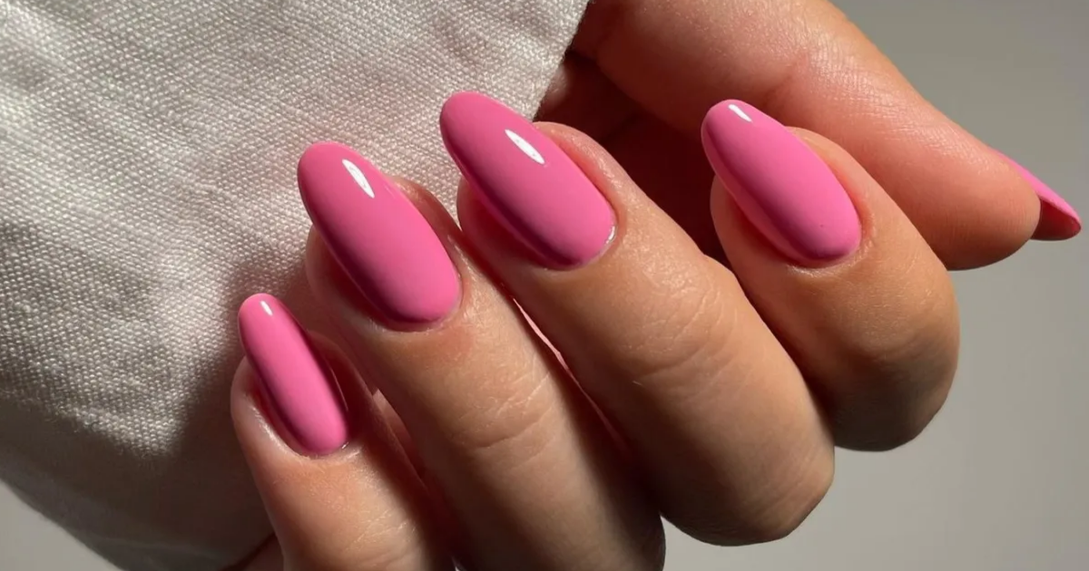 unhas francesinha colorida