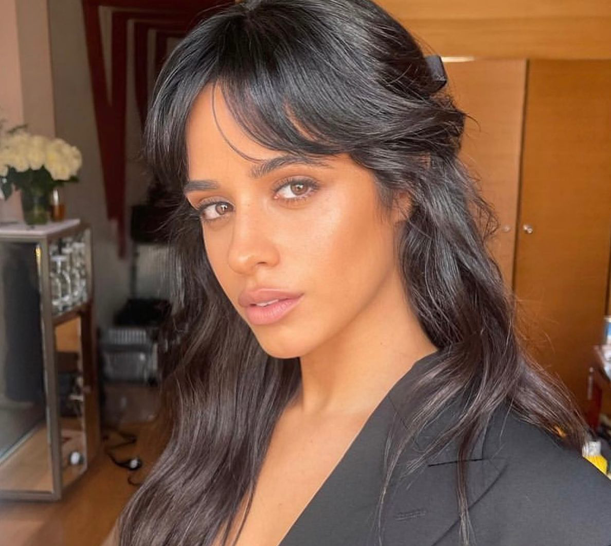 curtain bangs cabelo ondulado